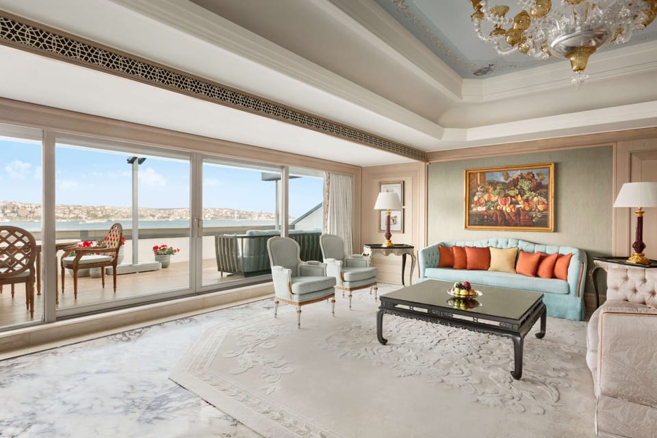 Suite (Shangri-La) | Minibar, in-room safe, individually furnished, desk