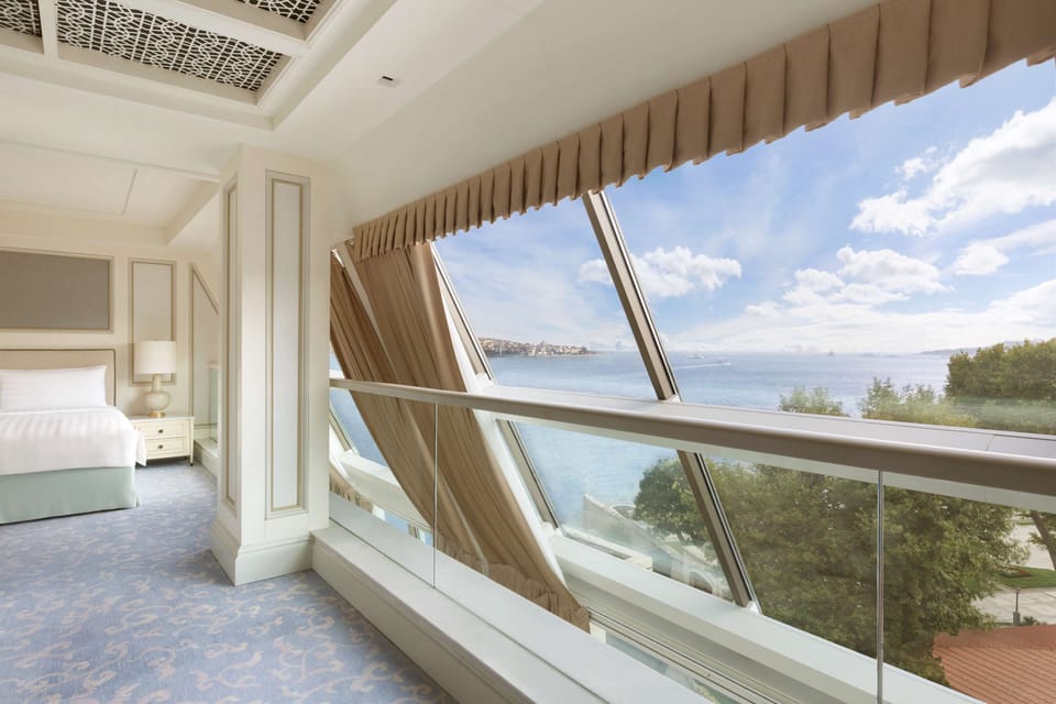 Suite (Bosphorus Duplex) | Minibar, in-room safe, individually furnished, desk
