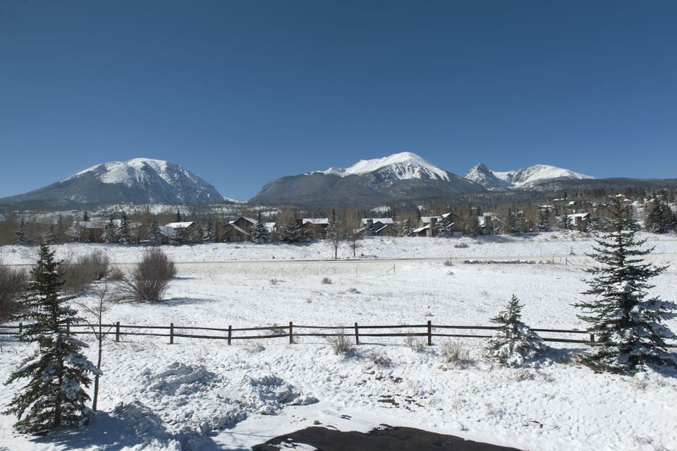 Beautiful mountain views from the front of the property.
