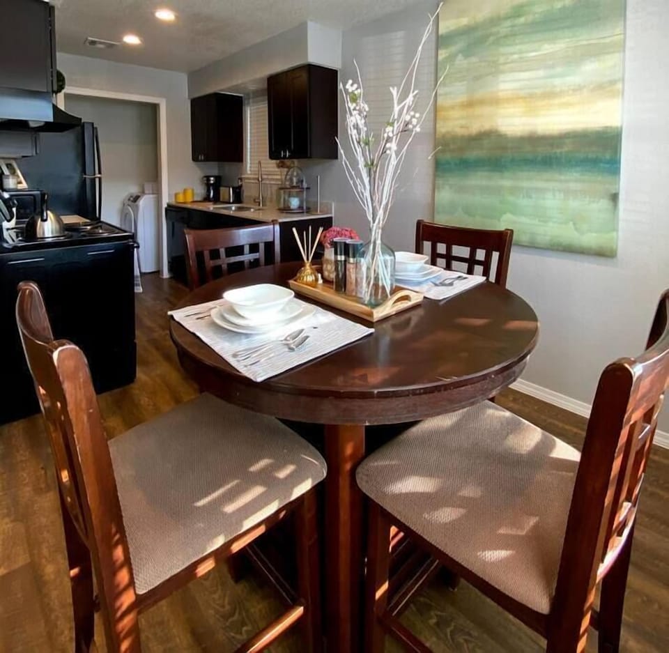 Dinning table 