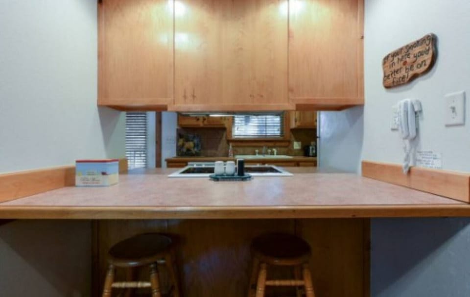 Nook area off kitchen