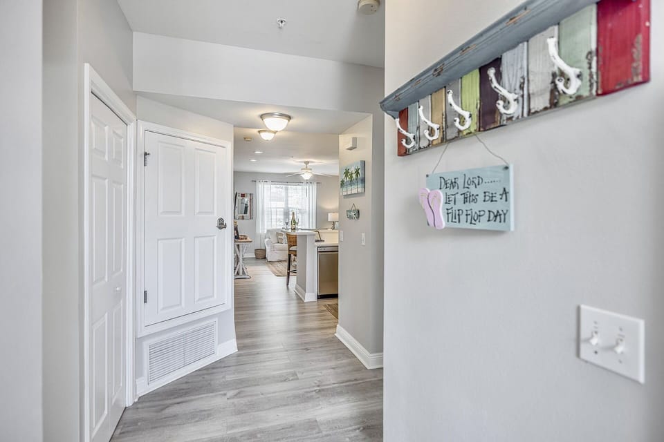 Entry Foyer