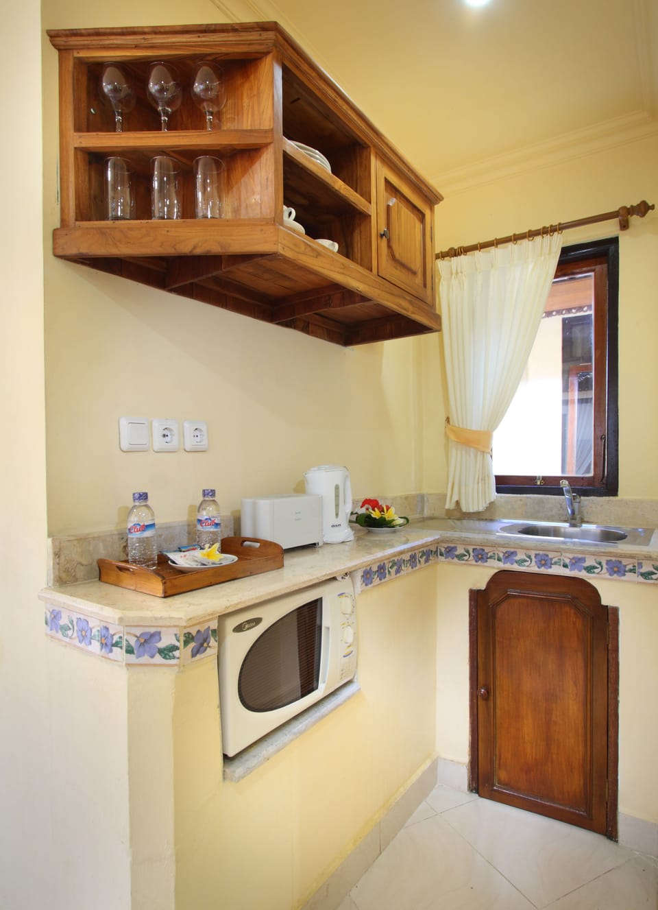 Private kitchenette