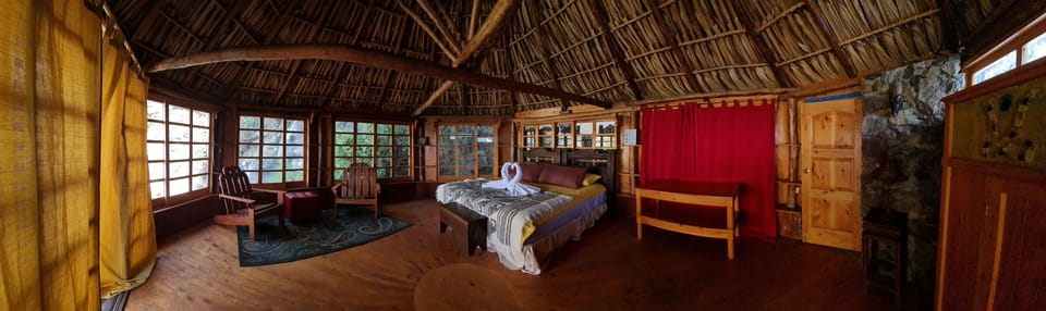 Panoramic Room | Egyptian cotton sheets, premium bedding, down comforters