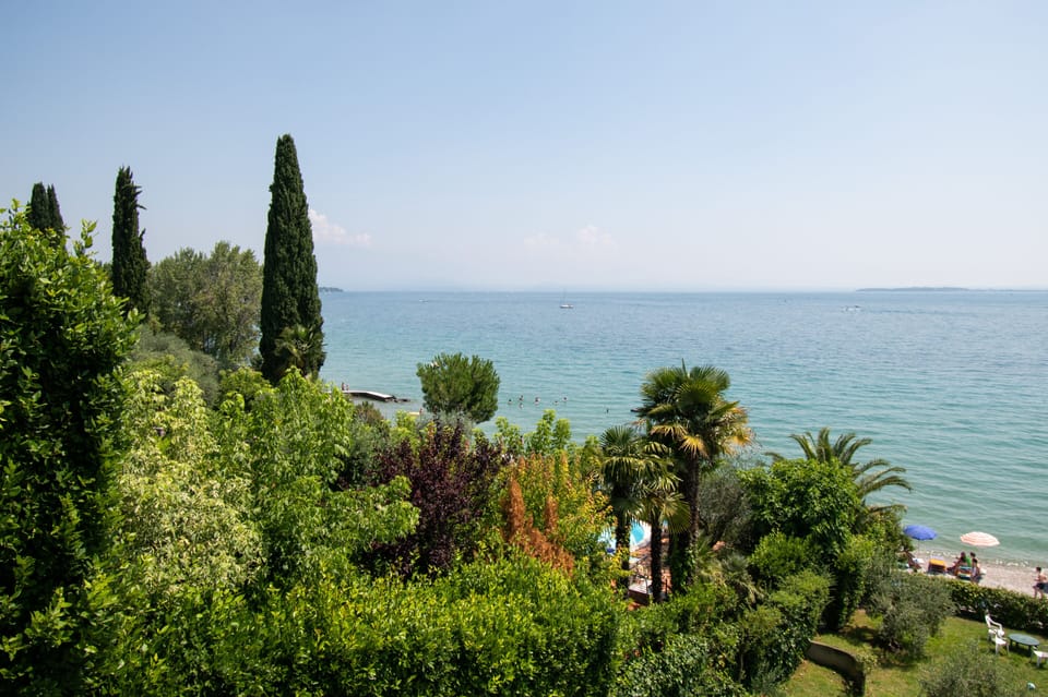 Classic Villa | Lake view