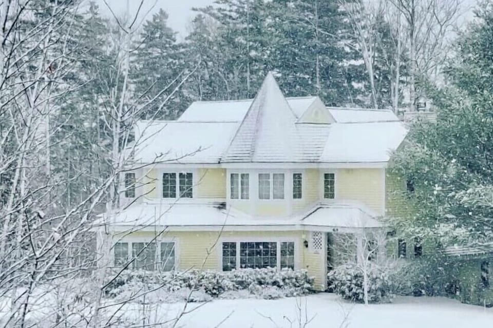 There’s nothing like winter at the Lemondrop Lodge