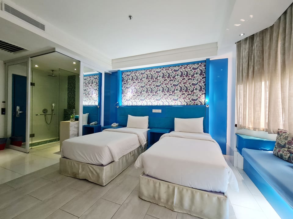Deluxe Star Twin | Desk, blackout drapes, free WiFi, bed sheets