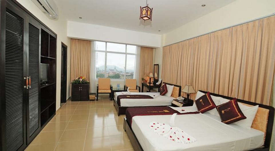 Memory foam beds, minibar, in-room safe, desk