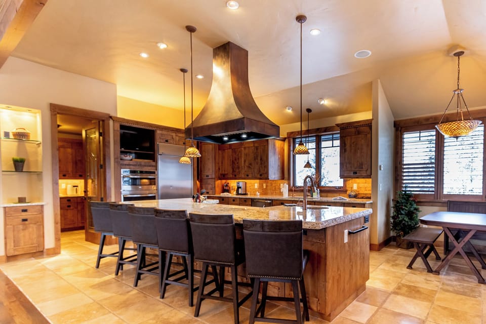 House (6 Bedrooms) | Property amenity