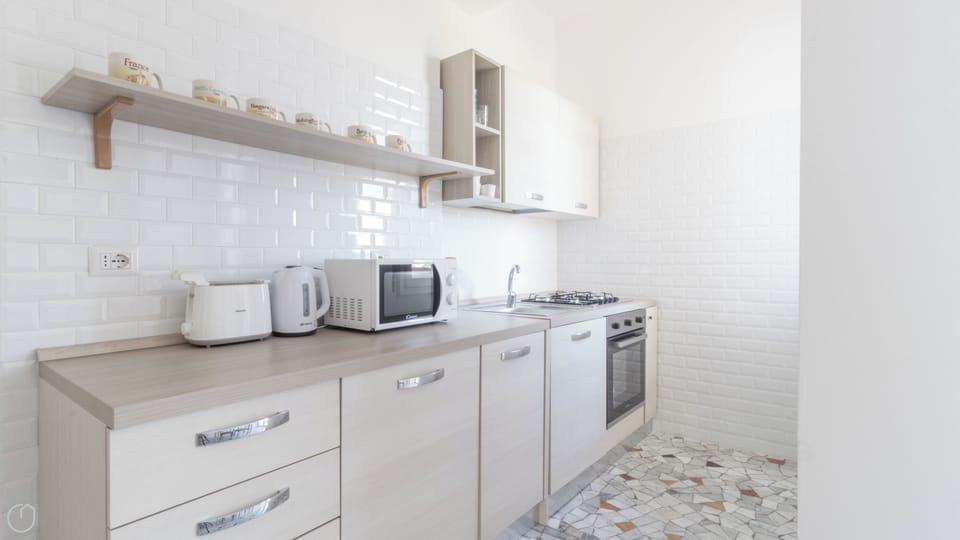 Apartment (1 Bedroom) | Interior