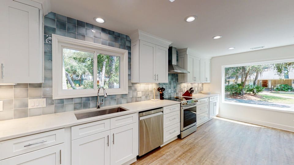 Totally Customized Kitchen with Stainless Steel Appliances