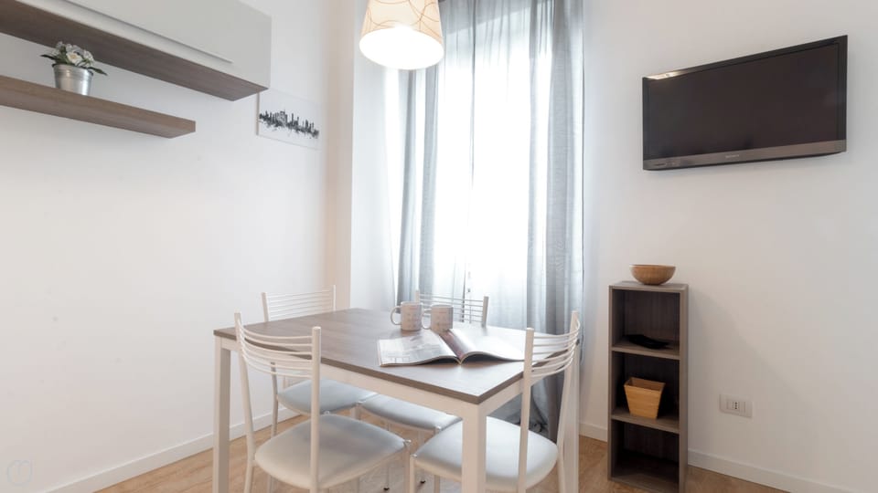 Apartment (1 Bedroom) | Interior