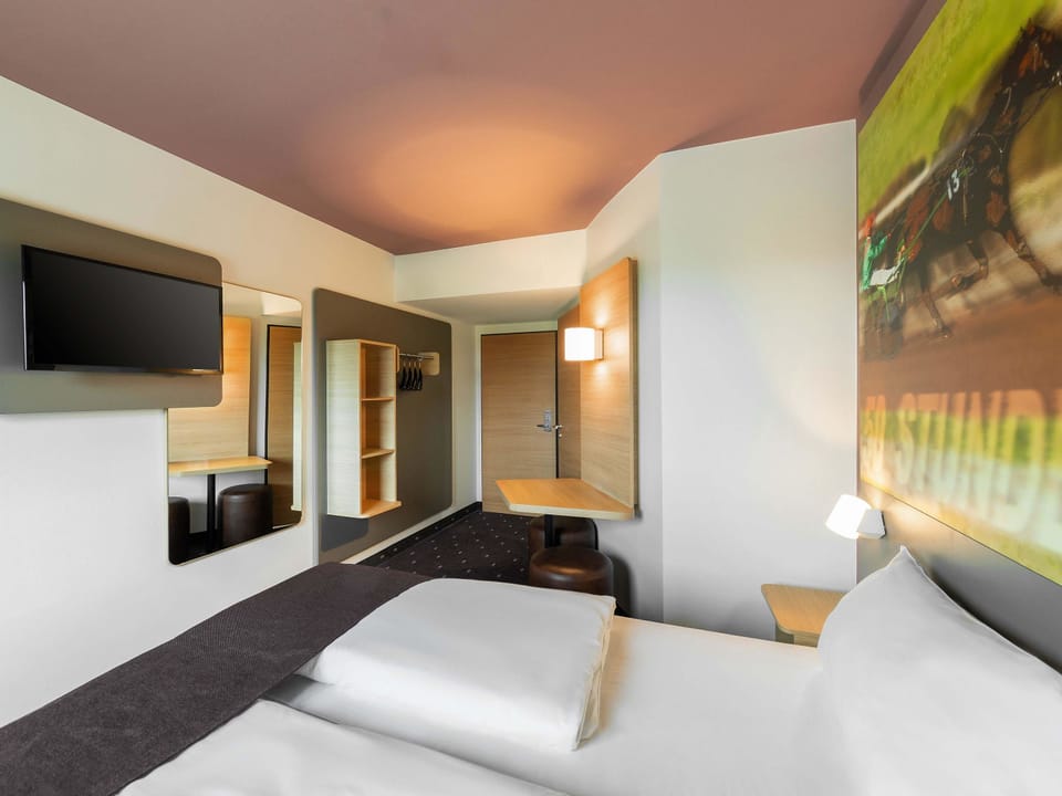 Double Room | Desk, soundproofing, free WiFi, bed sheets