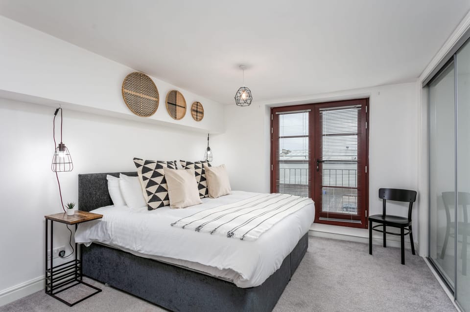 Master Bedroom - 1