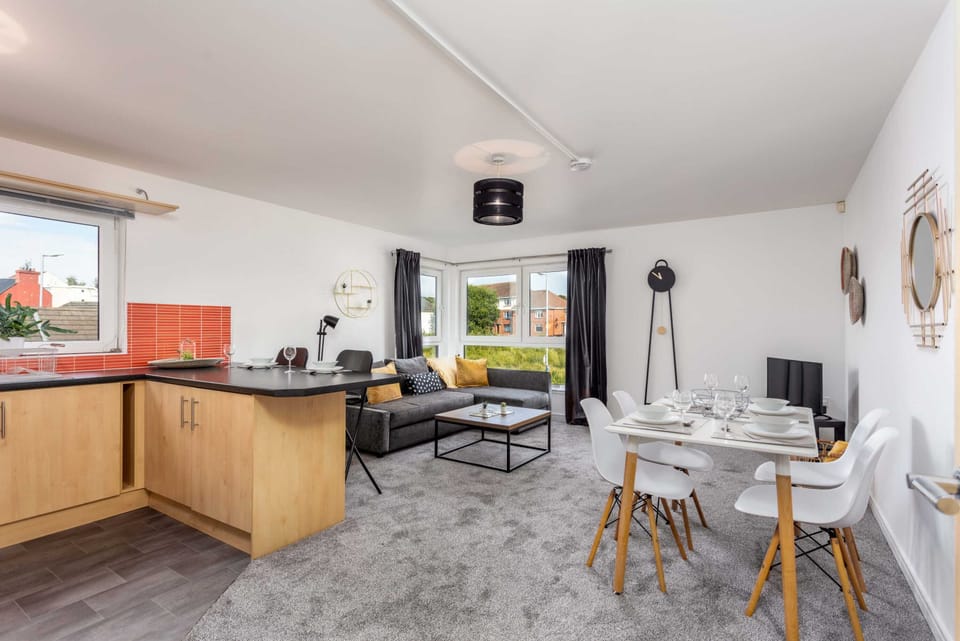 Kitchen, Dining and Living Area