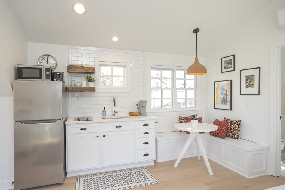 Kitchenette and dining/workspace area