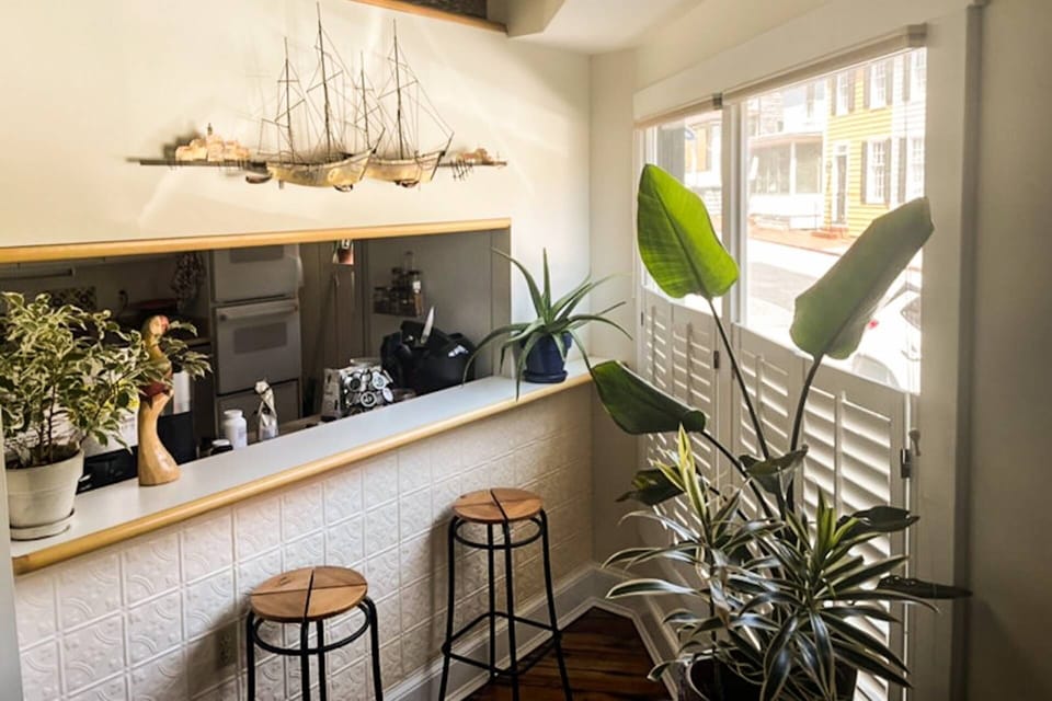 Enjoy your coffee at the coffee bar (Coffeemaker is a coffeepot, not a Keurig)!
