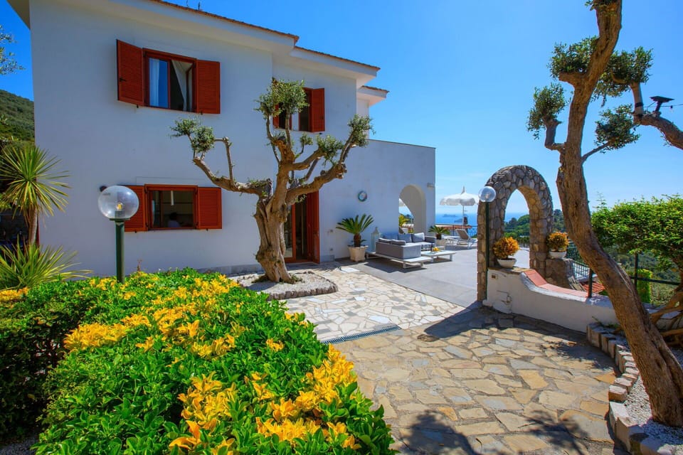 Building Exterior, Outdoor, Scenic View