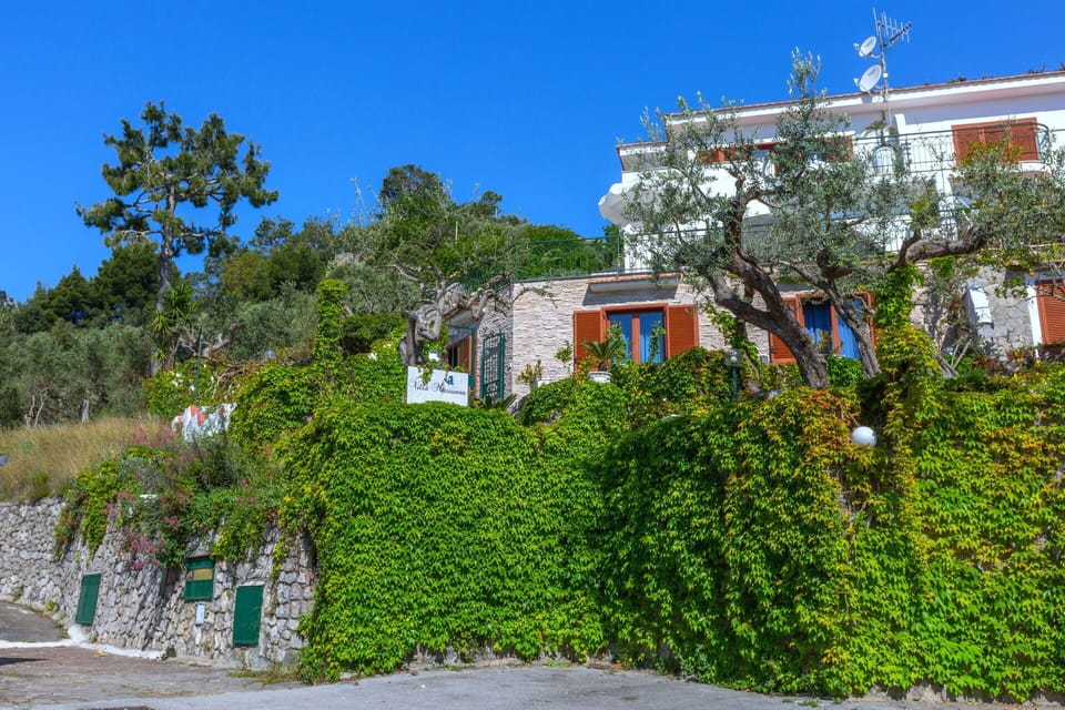 Building Exterior, Outdoor