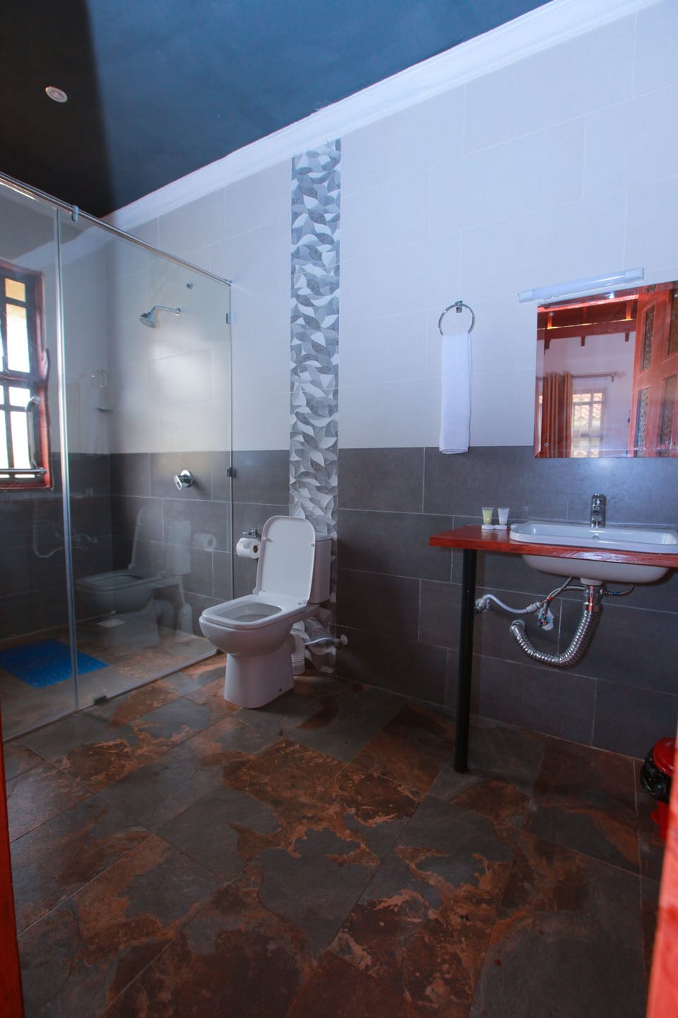 Deluxe Room | Desk, soundproofing, free WiFi, bed sheets