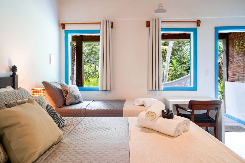 Comfort Room | Garden view