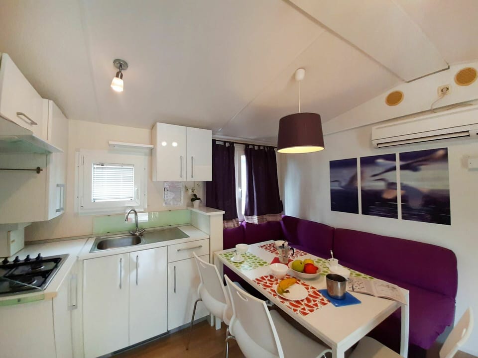 Kitchen Sink, Cabinetry, Property, Sink, Furniture, Countertop, Tap, Table, Chair, Interior Design