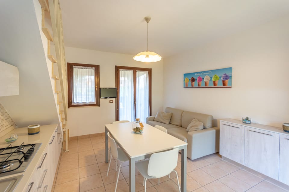 Living and dining room