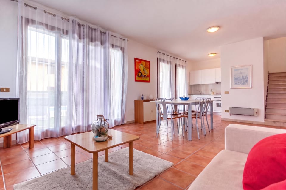 Living and dining room