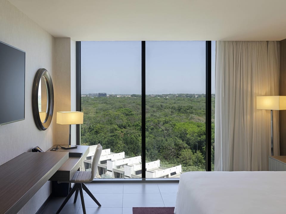 Swiss, Room, 1 King Bed, Valley View | Premium bedding, down comforters, minibar, in-room safe