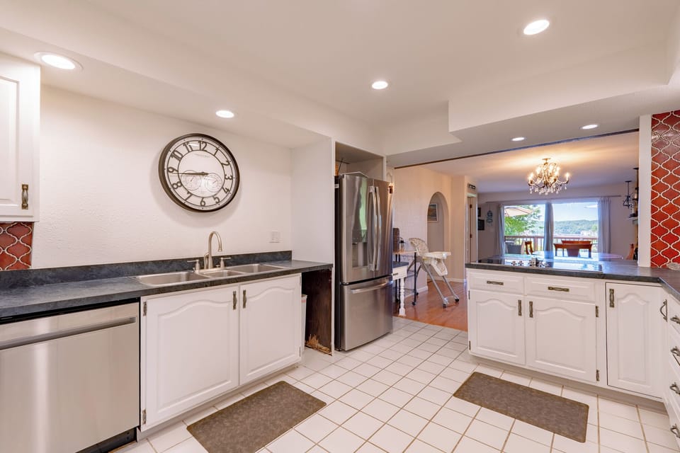 great kitchen