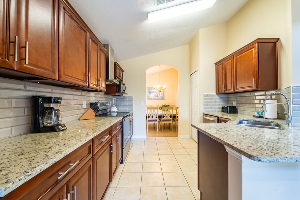 Fully equipped kitchen