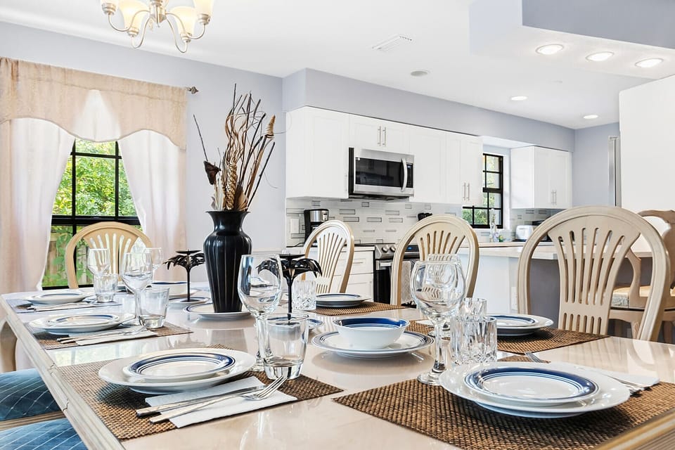 Dinning table