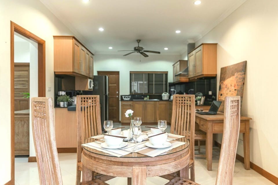 Villa, 2 Bedrooms | In-room dining