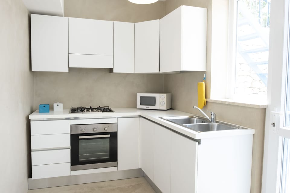 Villa, 2 Bedrooms | Private kitchen | Fridge, microwave, oven, stovetop