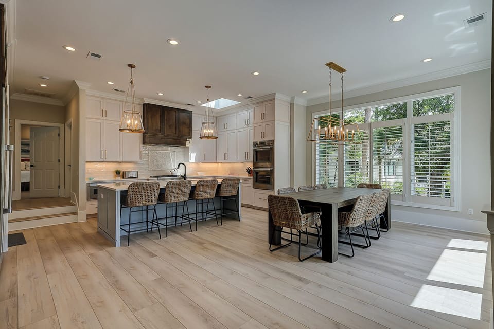 Dining/Kitchen