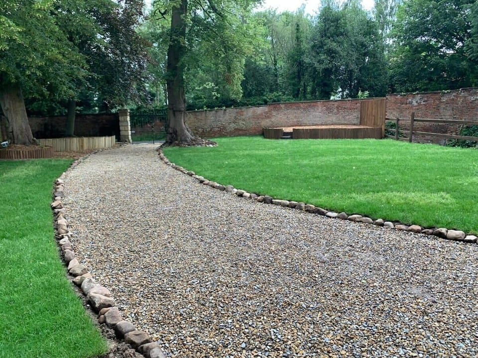 Garden.  Now with covered seating area.  Available to use to all guests of The Carriage House.  Outside furniture and bbq in season. 