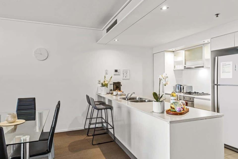 Fully equipped kitchen