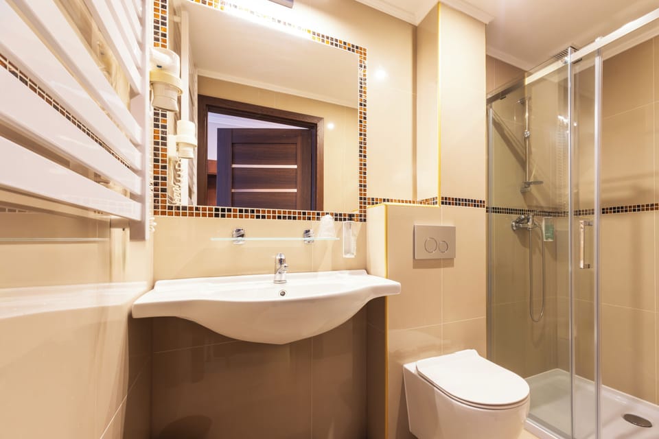 Basic Double Room (No AC) | Bathroom | Free toiletries, hair dryer, towels, soap
