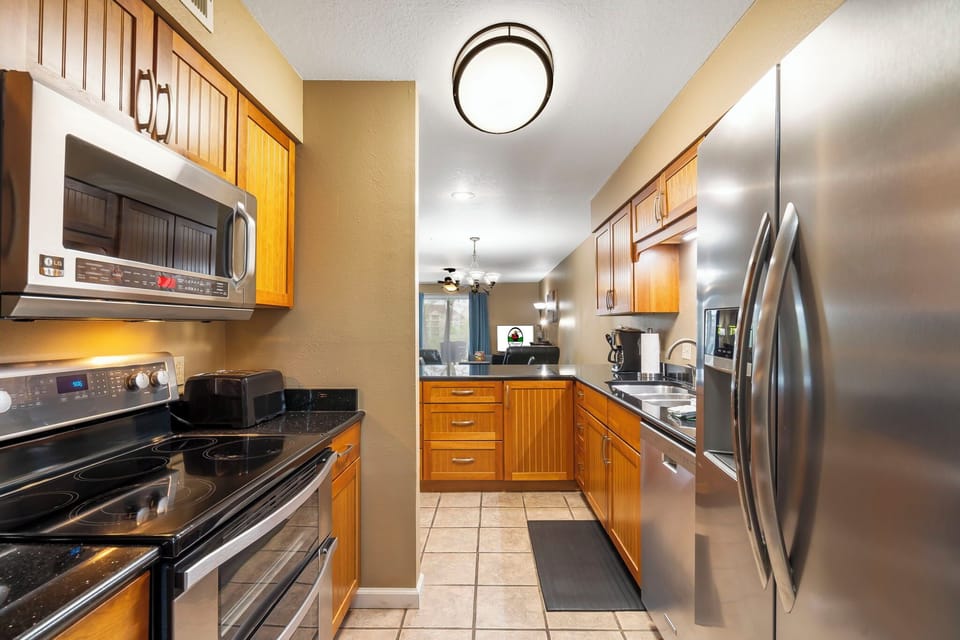 Full Kitchen