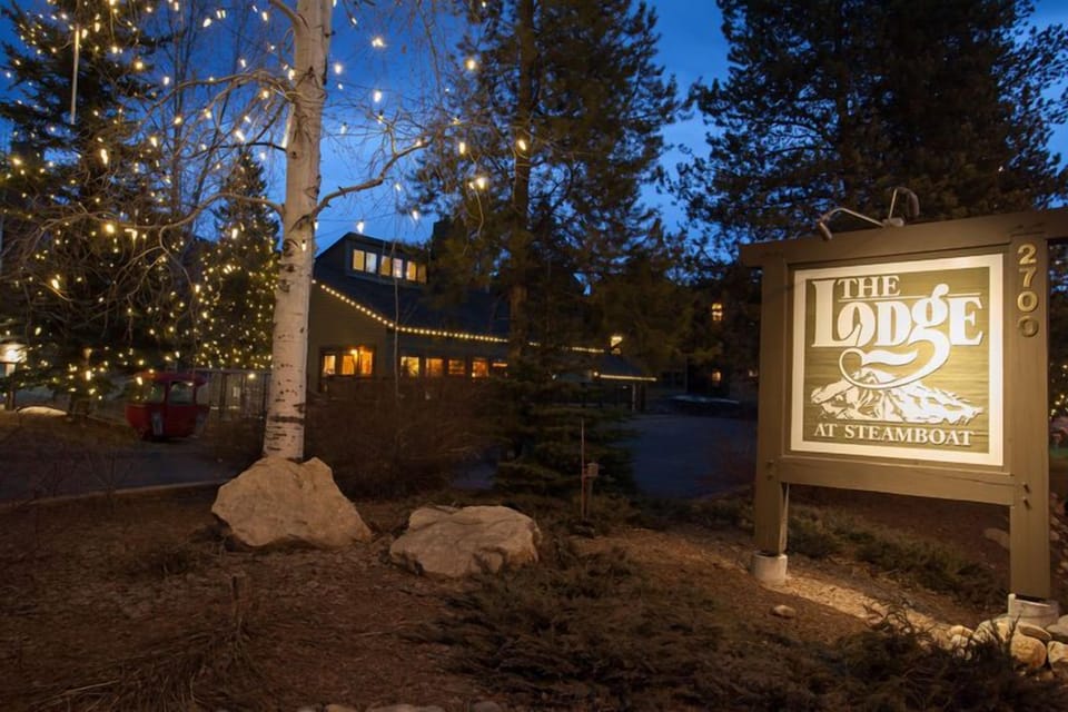 A 5 minute walk to the ski area!