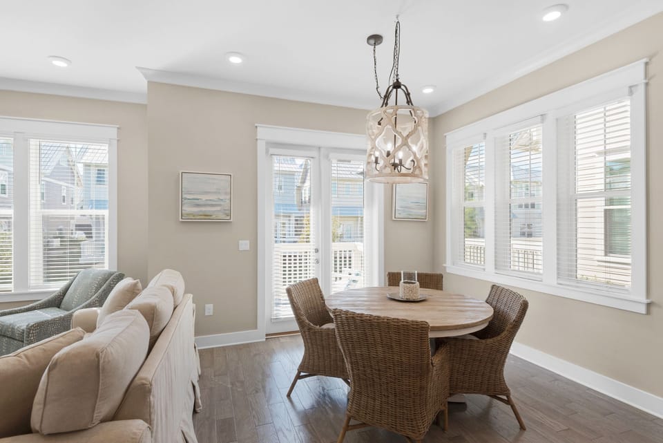 Dining room table seats 4