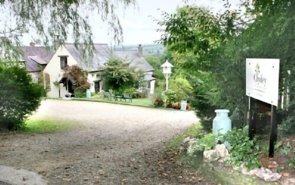 Jasmine Cottage Exterior