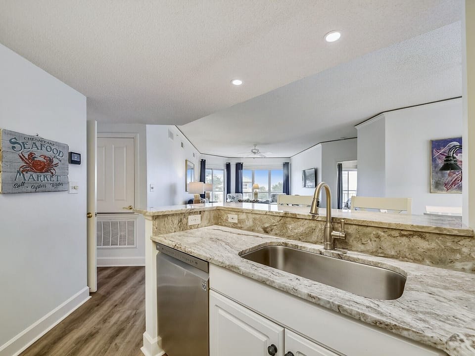 Kitchen at 4501 Windsor Court North