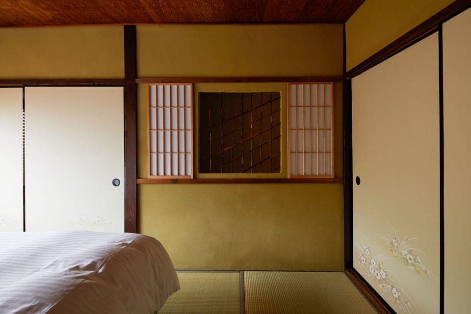 1 bedroom, down comforters, pillowtop beds, free WiFi