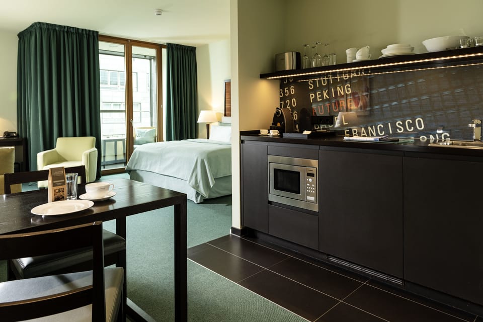 Premium bedding, down comforters, in-room safe, desk