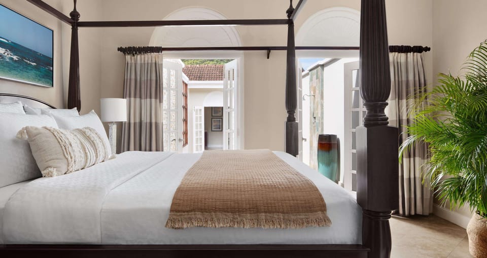 Honeymoon Villa, 1 Bedroom, Garden View (Romeo&Juliet w/Private Pool Sanctuary) | Minibar, in-room safe, blackout drapes, iron/ironing board