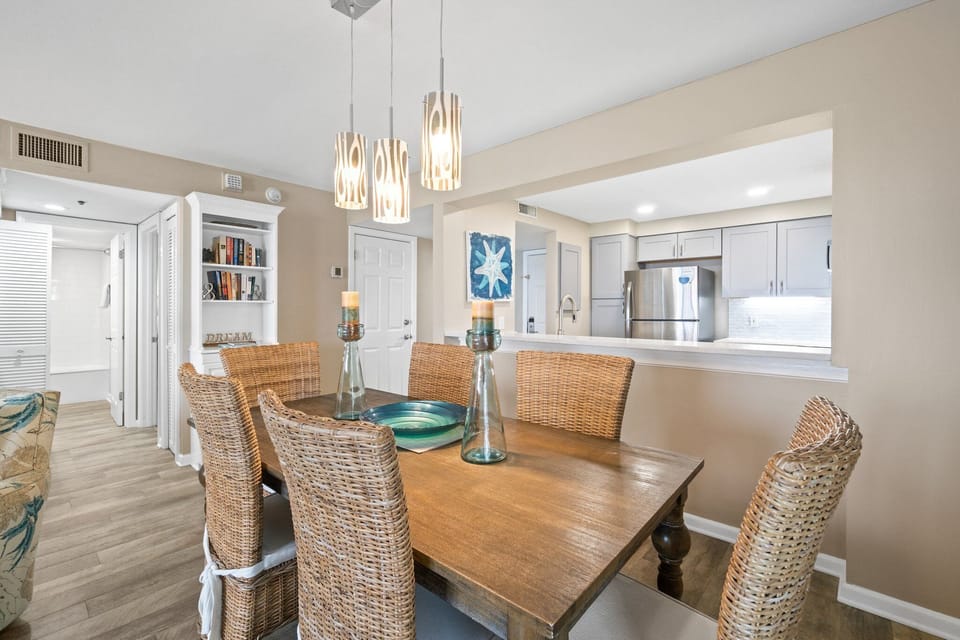 Enjoy your indoor dining, while also enjoying the beautiful Gulf view.

Professionally Managed by
Breathe Easy Rentals