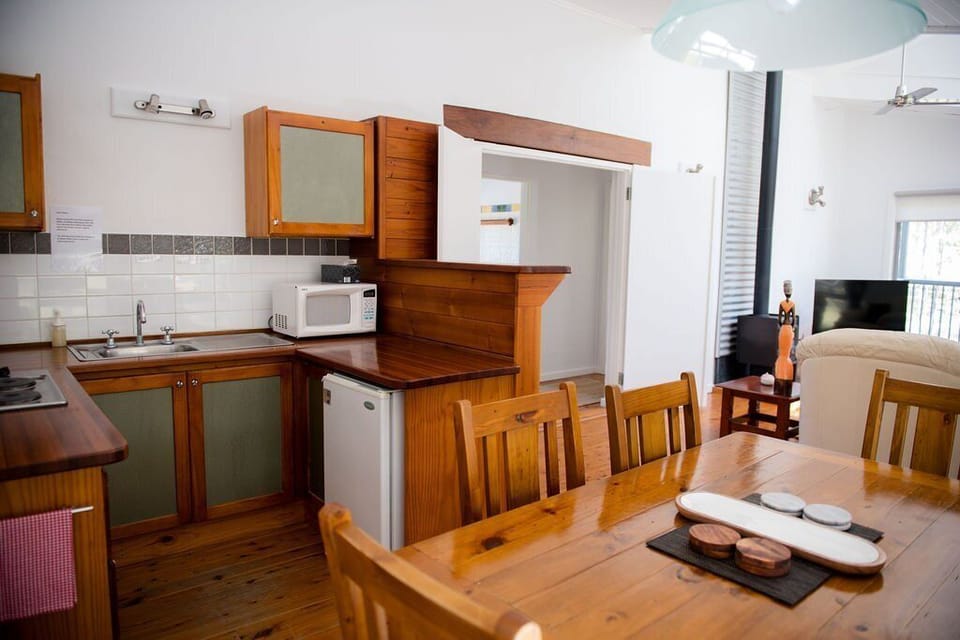 cottage kitchen 1