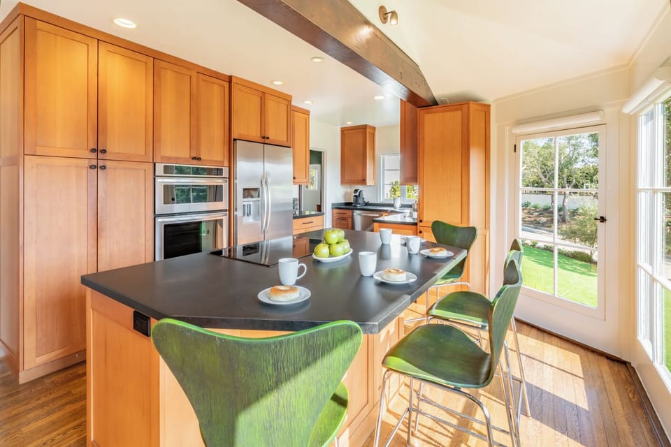 Bar top along the kitchen island