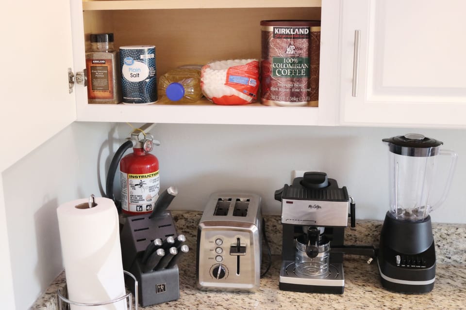 Full Kitchen